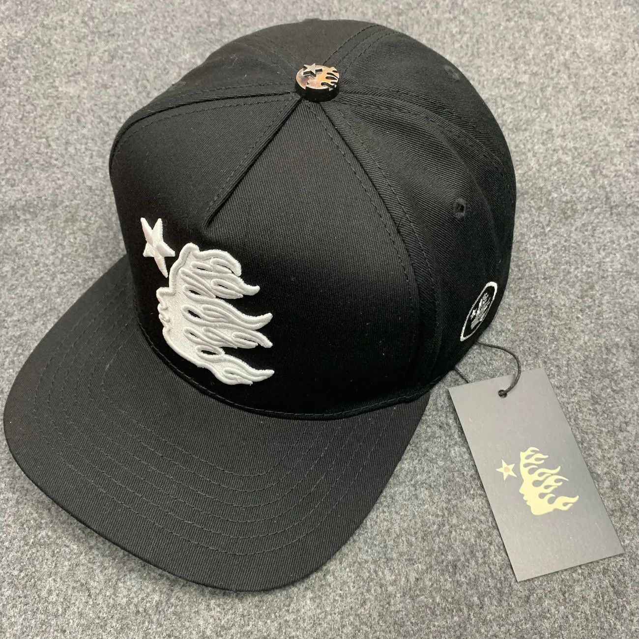 Hellstar Cappello - Luxury Drip Outfit -  TrapShop