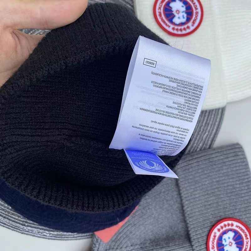 Canada Berretto - Luxury Drip Outfit -  TrapShop