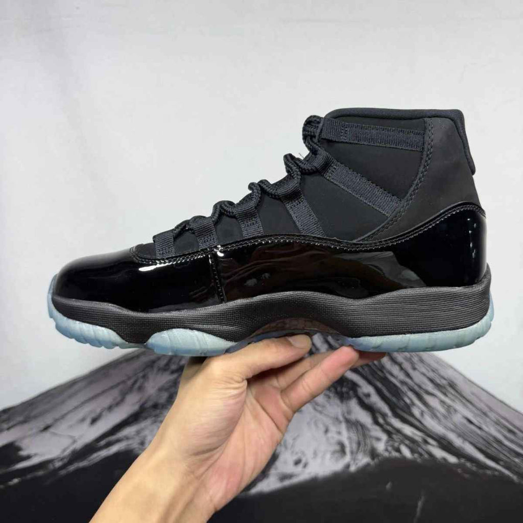 AJ 11 - Luxury Drip Outfit -  TrapShop