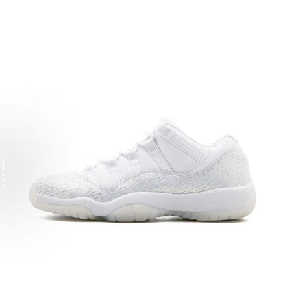 AJ 11 Low